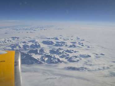 Výhled na Grónsko z letadla