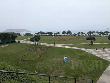 Parque Marie Reiche - květinové obrazce z Nascy