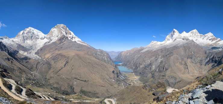 Zleva: Huascarán Sur, Huascarán Norte, laguna Llanganuco, Huandoy Sur, Huandoy, Huandoy Este, Pisco