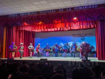 Cusco - vystoupení v Qosqo de Arte Nativo